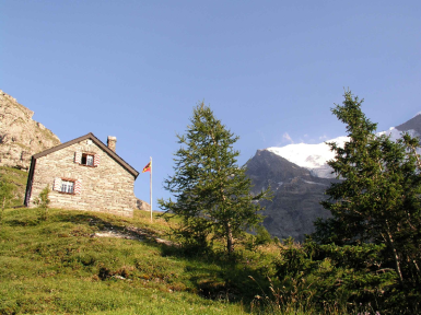Hütten der Schweizer Alpen / Cabanes des Alpes suisses – Piz Buch & Berg