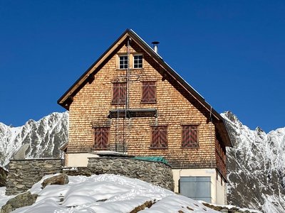 Gaulihütte (2205m) | Bläuenstein Roger und Katrin Bicker