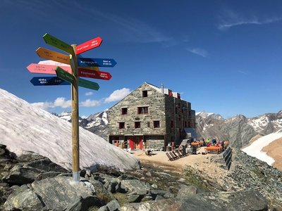 Britanniahütte (3030m) | Anthamatten Maria